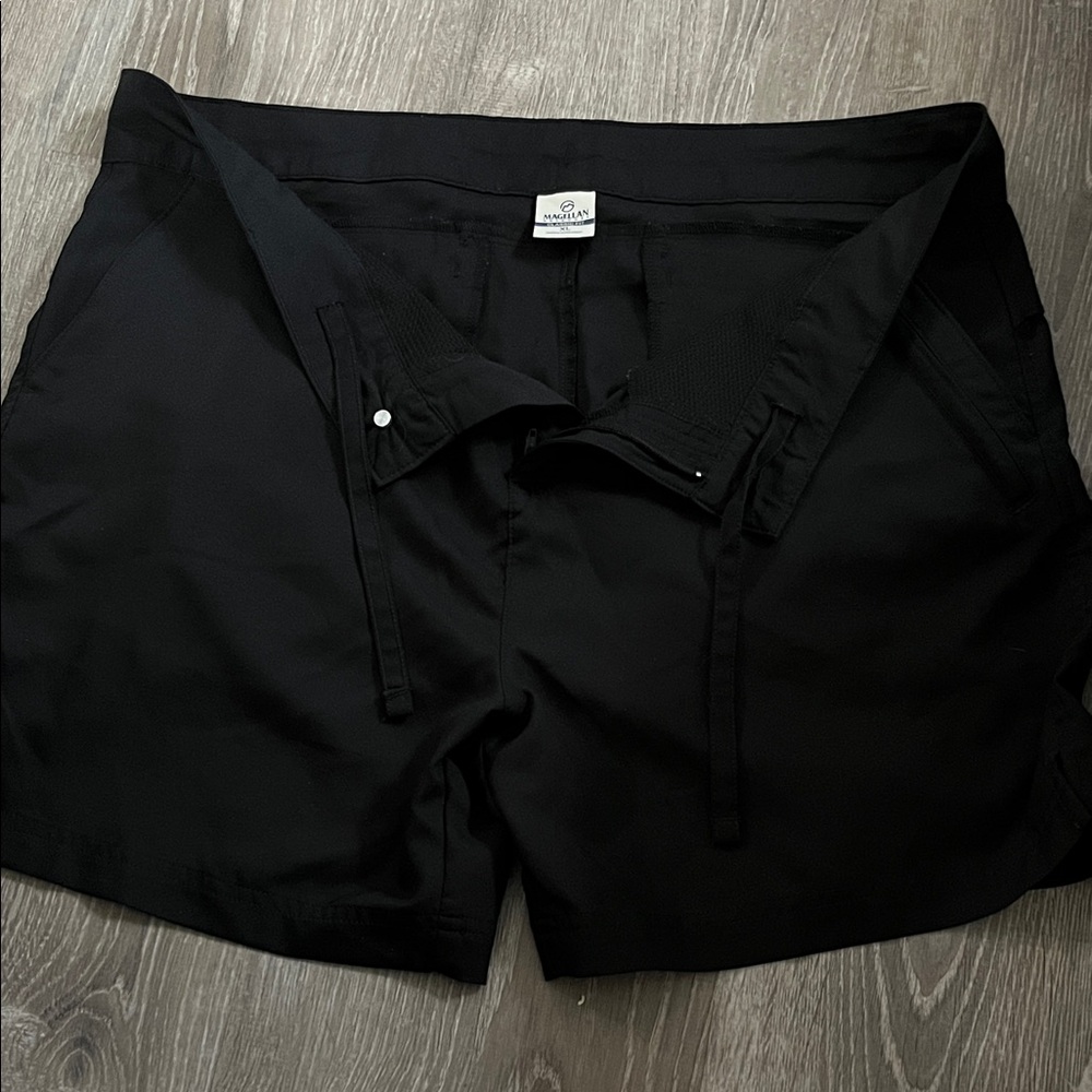Magellan Outdoors Women's Black Cargo Shorts